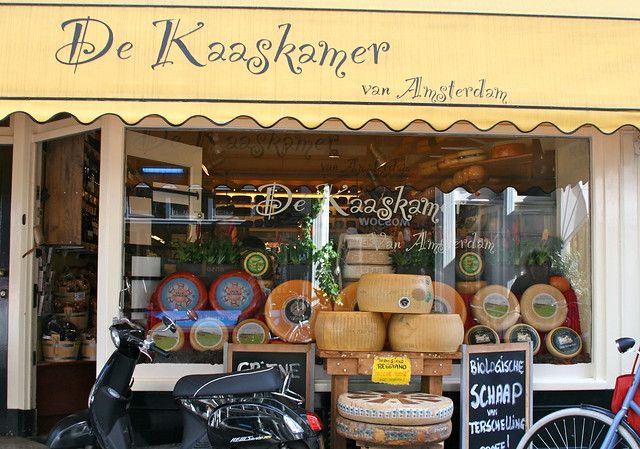 De Kaaskamer, Our Favorite Cheese Shop in Amsterdam