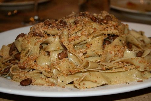 Pasta with Butter, Garlic & Shell Beans