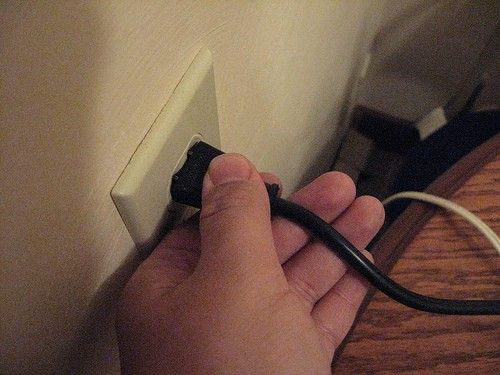 unplug and save electricity
