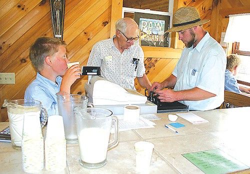 Vernon Hershberger busted for selling raw milk