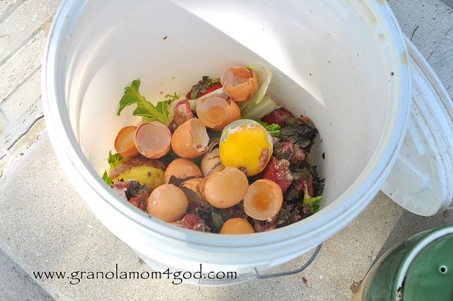 Granola Mom 4 God: The Compost Bucket