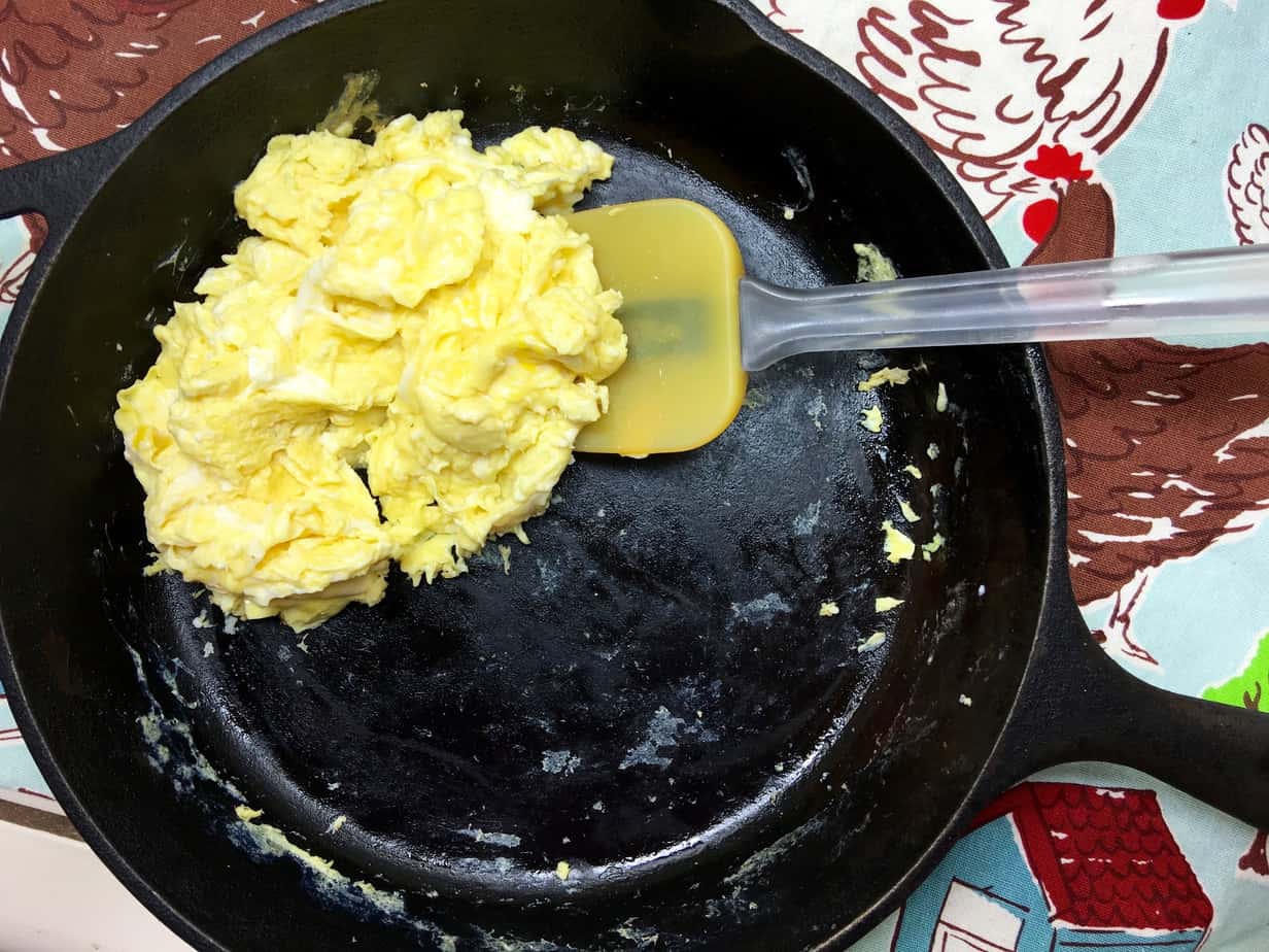 unschooling-a-day-in-the-life-scrambled-eggs